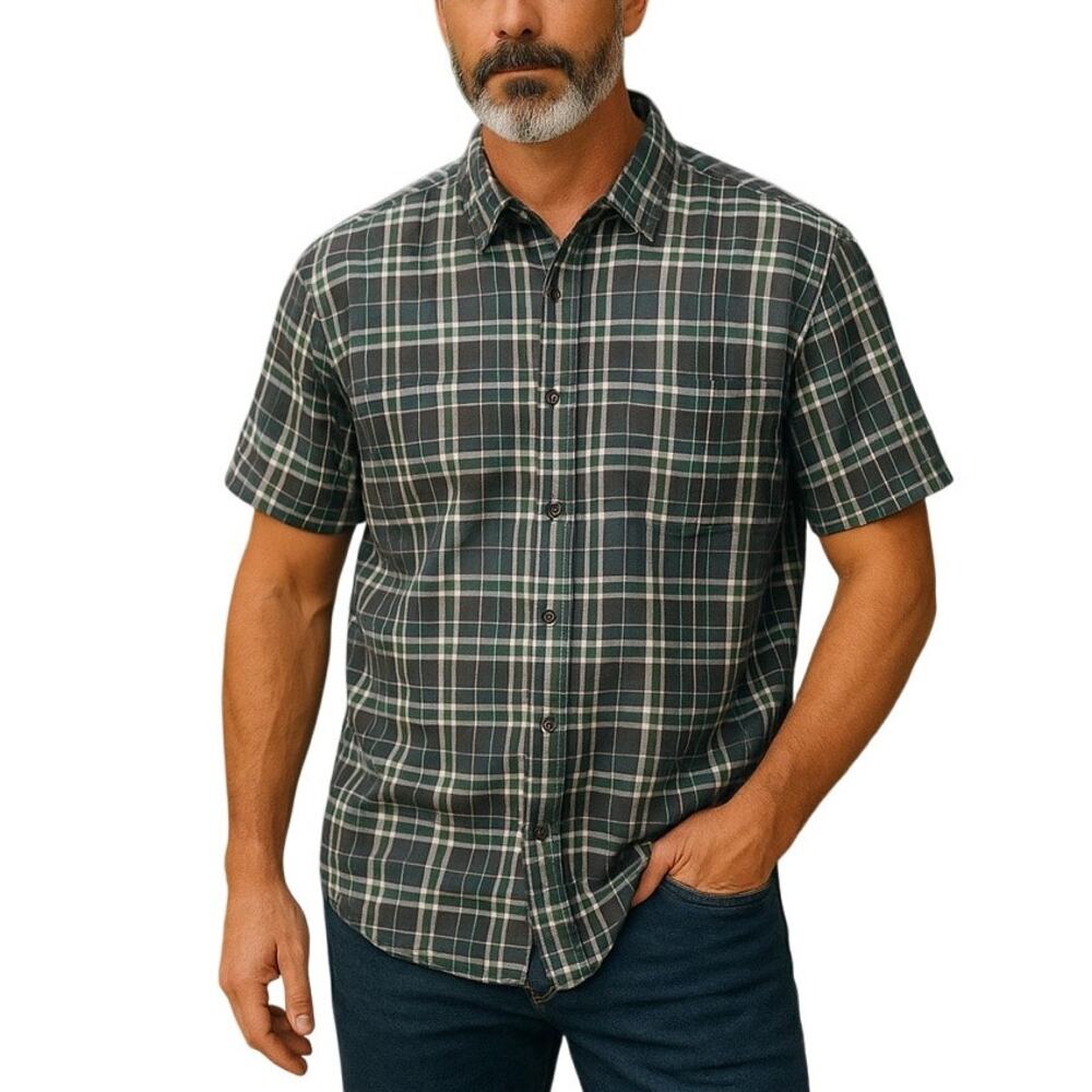 Columbia Plaid Button Up Shirt XL Cotton Short Sleeve Outdoor Hiking Casual Mens